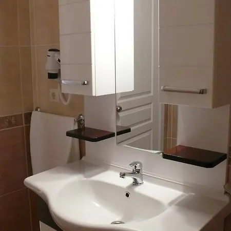 Aparthotel Velis Apart *